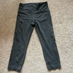 Athleta charcoal salutation cropped pant like new small